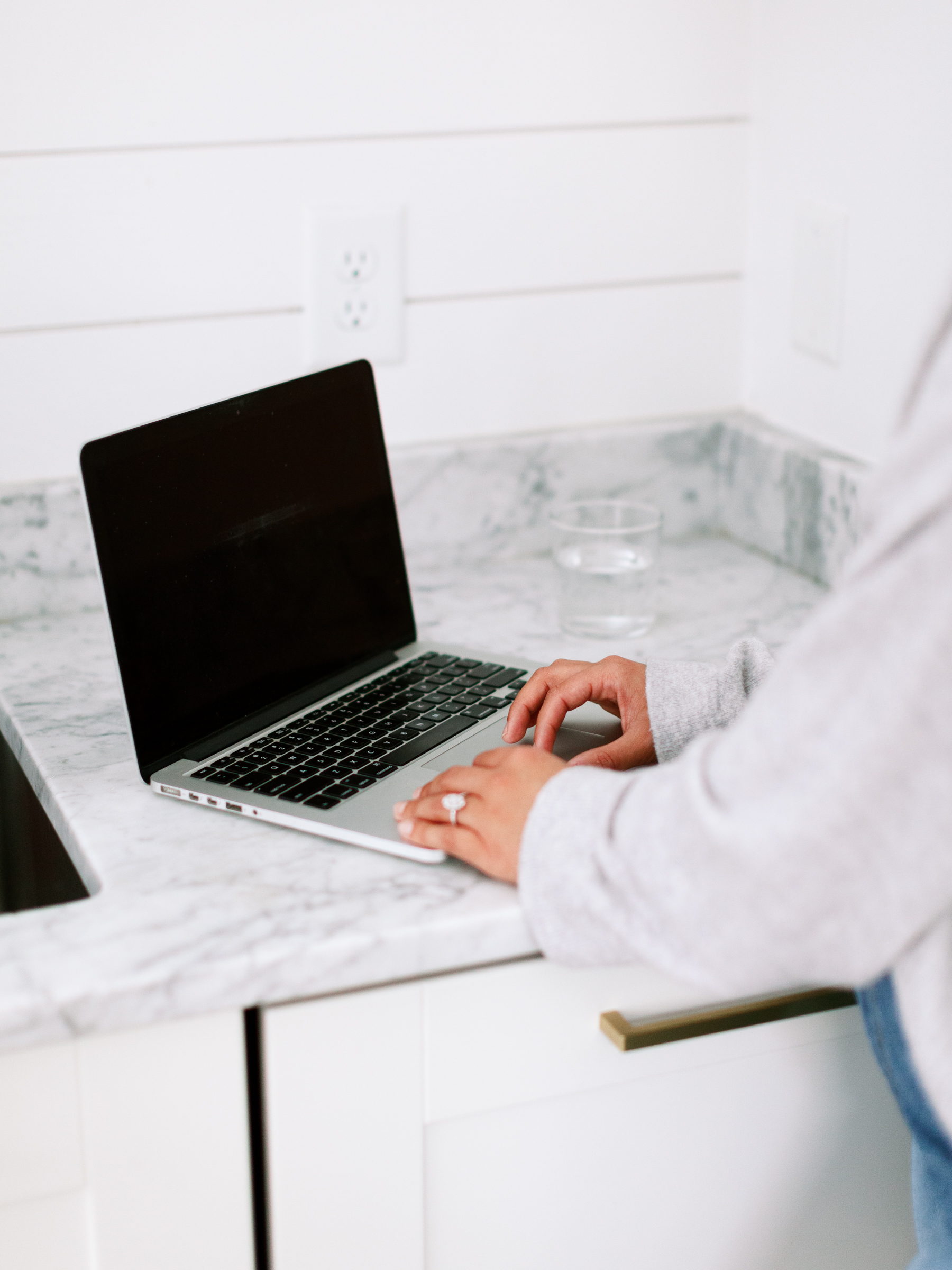 social-squares-work-from-home-styled-stock-image006